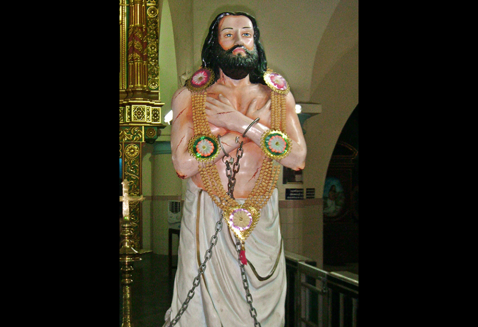 Statue of Devasahayam Pillai at St. Francis Xavier Cathedral in Kottar, Tamil Nadu, India (Wikimedia Commons/Kumbalam, CC-BY-SA 3.0)